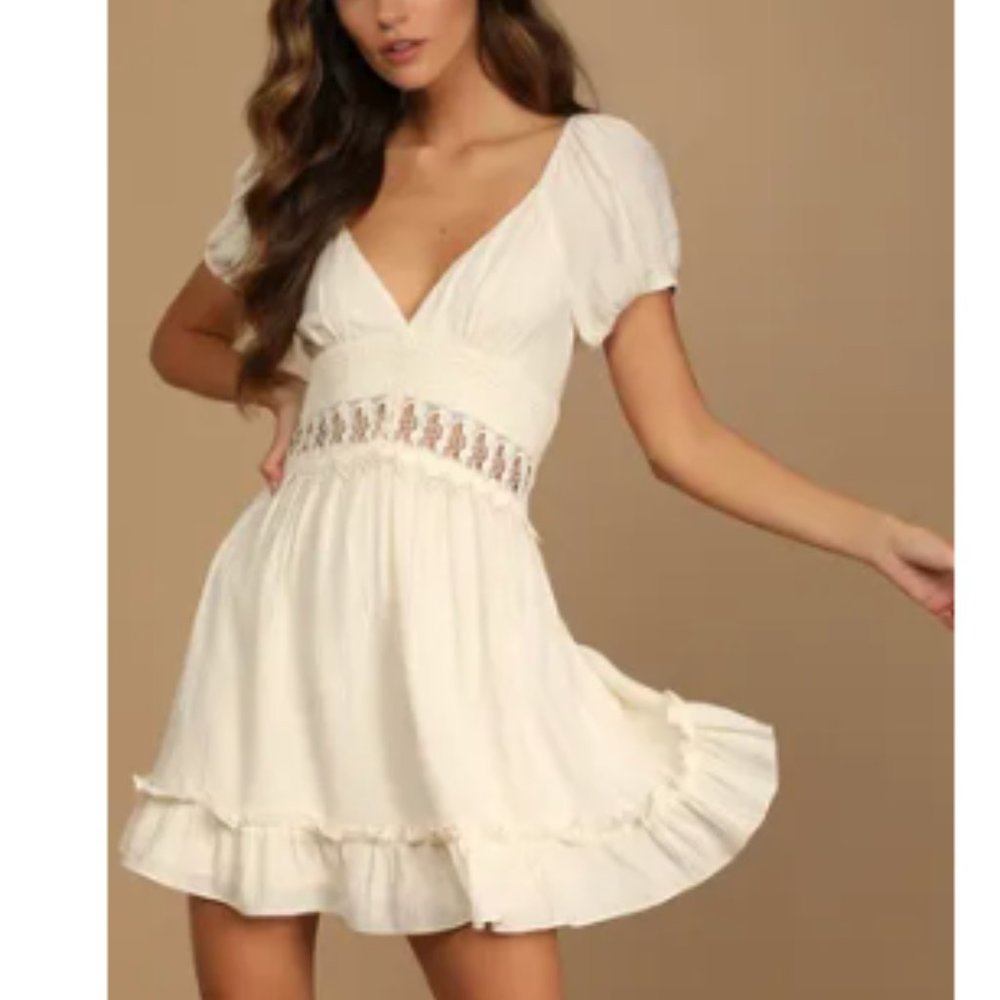 Women's Lace Puff-Sleeve Mini Dress